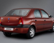 logan-sedan-9