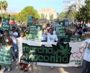 manifestantes-na-marcha-da-maconha-no-rio-recebem-habeas-corpus-11