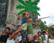 manifestantes-na-marcha-da-maconha-no-rio-recebem-habeas-corpus-7