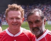 mick-hucknall-man-united-2