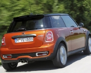 mini-cooper-movido-por-gasolina-18