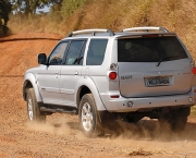 mitsubishi-pajero-sport-flex-13