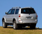 mitsubishi-pajero-sport-flex-5