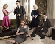 moder-family-mad-men-e-two-and-a-half-man-3