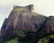 mundo-de-agartha-pedra-da-gavea-2