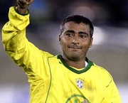 neymar-iguala-marca-de-romario-e-pele-13