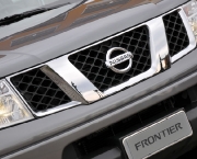 nissan-frontier-le-8