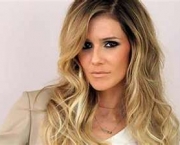 novo-visual-de-deborah-secco-2