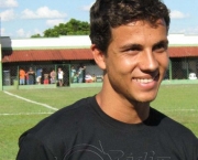 o-jogador-de-futebol-nilmar-3