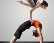 o-que-e-acro-yoga-6