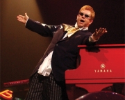 os-primeiros-cliques-do-filho-de-elton-john-2