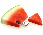 Pen Drives Engraçados (9)