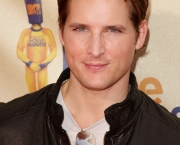 UNIVERSAL CITY, CA - MAY 31:  Actor Peter Facinelli arrives at the 18th Annual MTV Movie Awards held at the Gibson Amphitheatre on May 31, 2009 in Universal City, California.  (Photo by Jason Merritt/Getty Images) *** Local Caption *** Peter Facinelli