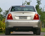 peugeot-307-sedan-feline-4