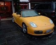 porche-amarelo-1