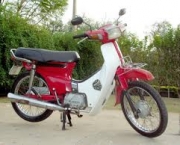 primeira-motoneta-da-honda-dream-d-98-cc-5