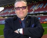 ray-winstone-west-ham-3