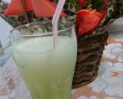 receita-de-suco-de-abacaxi-e-kiwi-1