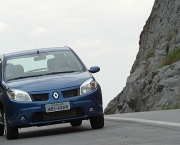 renault-sandero-12