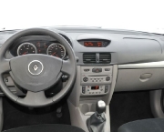 renault-symbol-hi-flex-12