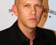 ryan-murphy-o-produtor-de-glee-afirma-respeitar-todos-os-musicos-3