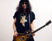 slash-ex-guitarrista-de-guns-n-roses-detona-o-seriado-glee-15