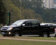 toyota-hilux-srv-8