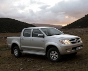 toyota-hilux-5