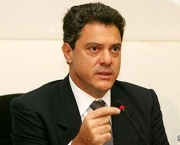 vale-manifestacoes-contra-a-saida-do-presidente-roger-agnelli-2