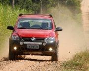 volkswagen-crossfox-8