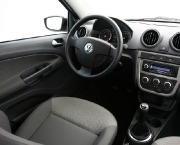 volkswagen-voyage-12