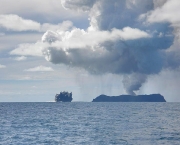 erupcao-de-vulcao-submerso-4.jpg