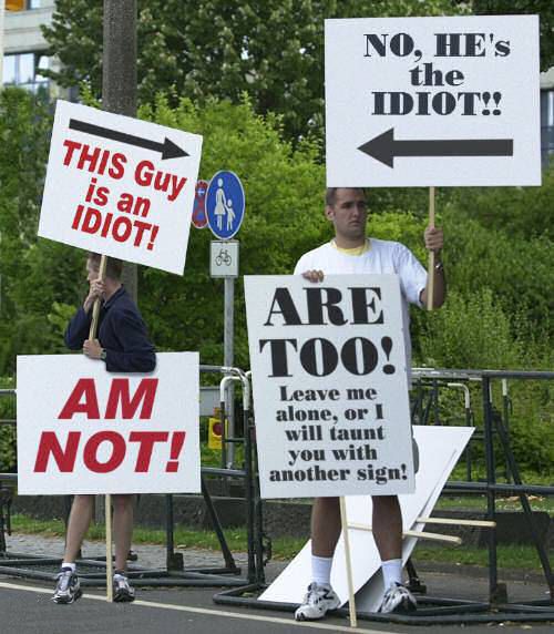 Protesto Épico: 2 Idiotas