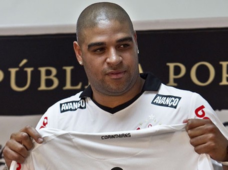 Adriano e Corinthians