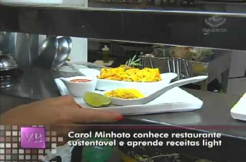 Carol Minhoto Conhece Restaurante Sustentável e Aprende Receitas