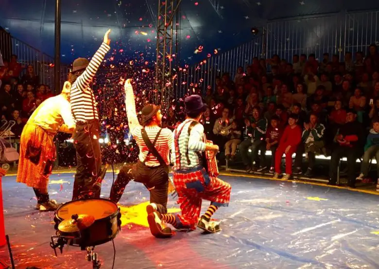 Personagens Do Circo Espetáculo e Atração Cultura Mix