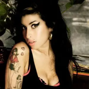 Amy Winehouse faz Sucesso mesmo Depois da sua Morte