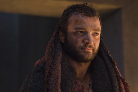 Spartacus: Conheça o Personagem Ashur 
