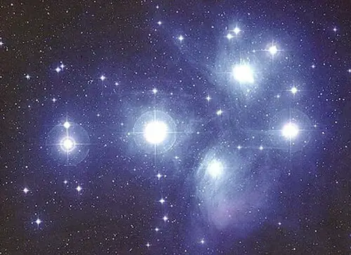 Como Nascem, Vivem e Morrem As Estrelas?