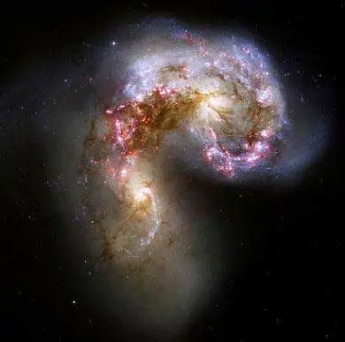 colisão entre galáxias